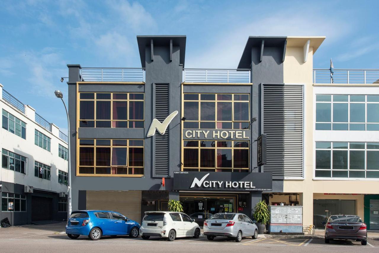 Oyo 90403 North City Hotel Джохор-Бару Экстерьер фото